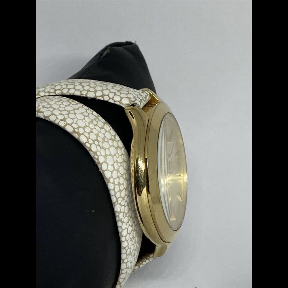 Michael Kors Slim Runway MK2477 Women Leather Analog Gold Dial Wrist Watch MP335 - Picture 5 of 12